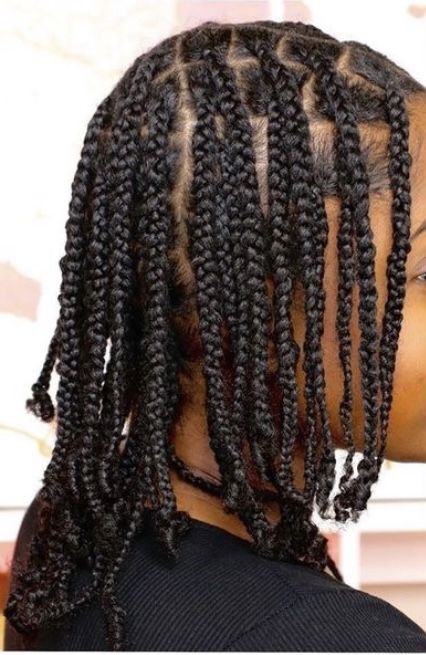 Low manipulation braids